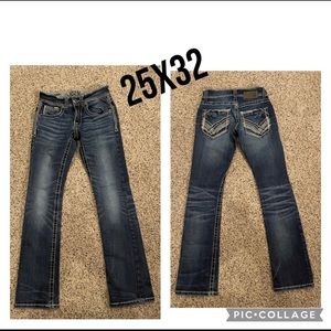 2 pairs Buckle jeans